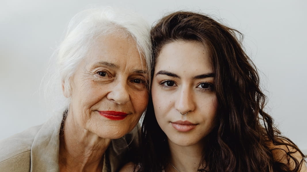 Šta su djeca rekla Mari (67) kada su saznala da ljubi 20 godina mlađeg muškarca