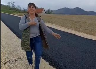 VIRALNI SNIMAK IZ SRBIJE: Žena kleknula i poljubila novi asfalt uz uzvik..